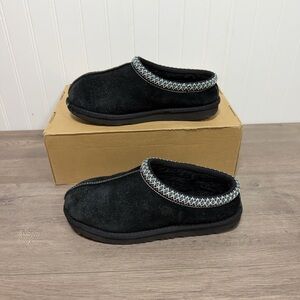Used UGG Unisex-Child Tasman Ii Slipper, Black size 6